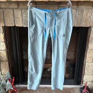 Stio Light Gray blue Women's light weight hiking active pants. Size 6